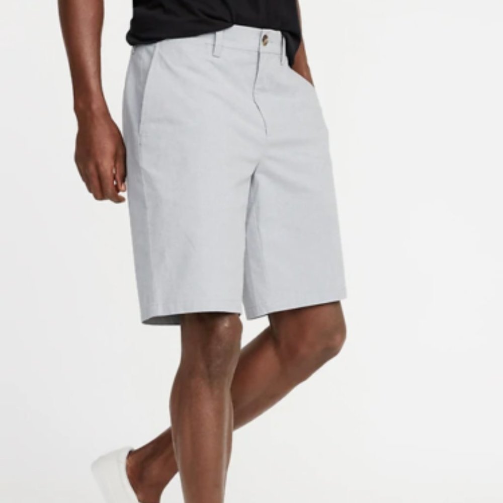 NWT men's Old Navy Slim Ultimate Shorts size 40